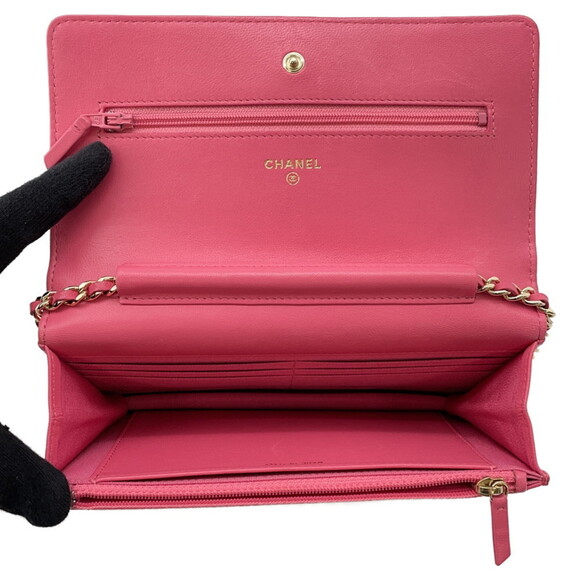 CHANEL Authentic Pink Lambskin Leather Logo Wallet - Picture 5 of 16